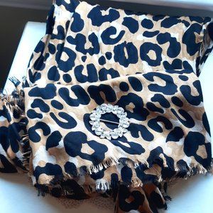 Leopard print fashion scarf and clip